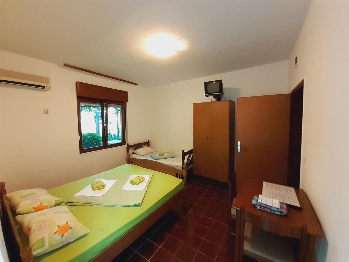 Stevovic Apartments Тиват Экстерьер фото